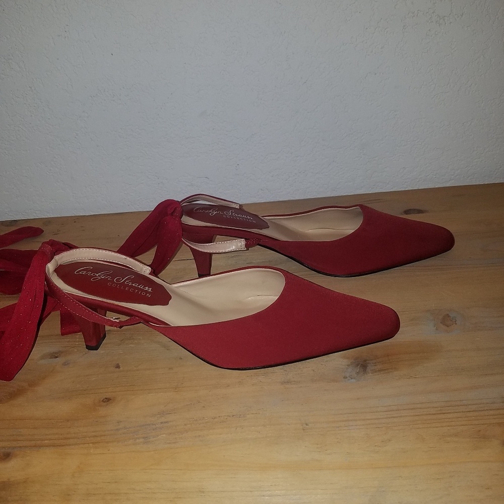 Carolyn Strauss  kitten heeled shoes